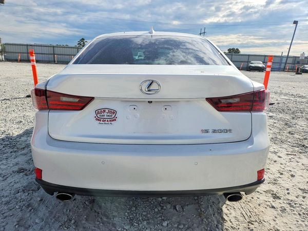 2016 LEXUS IS 200t