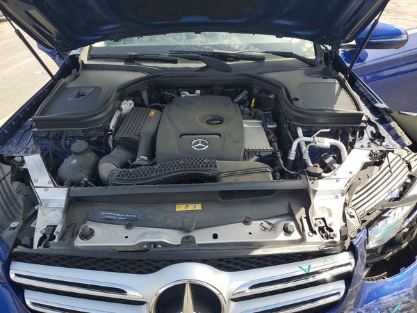 2018 MERCEDES-BENZ GLC GLC300