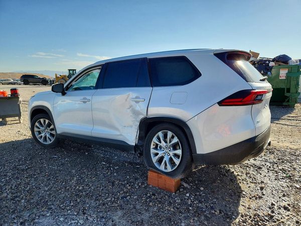 2026 TOYOTA GRAND HIGHLANDER