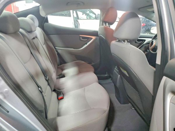 2016 HYUNDAI ELANTRA