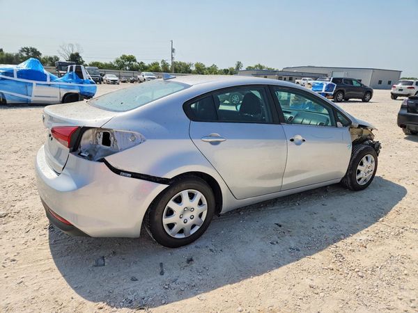 2017 KIA FORTE LX Base