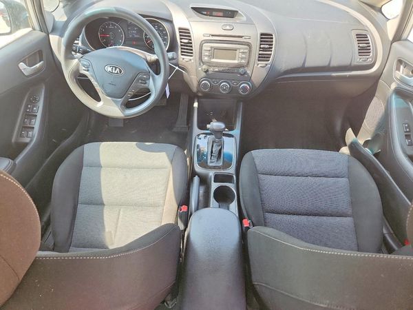 2017 KIA FORTE LX Base