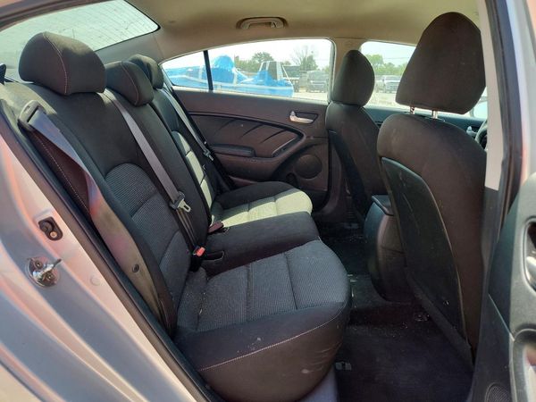 2017 KIA FORTE LX Base