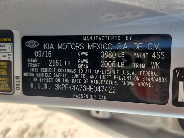 2017 KIA FORTE LX Base