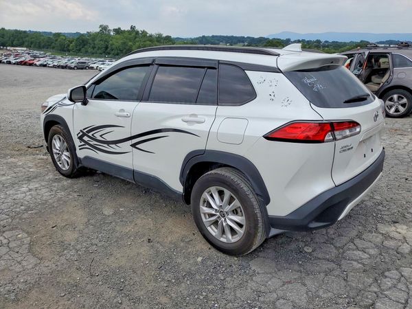 2024 TOYOTA COROLLA CROSS