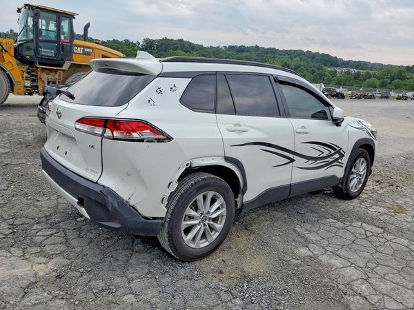 2024 TOYOTA COROLLA CROSS