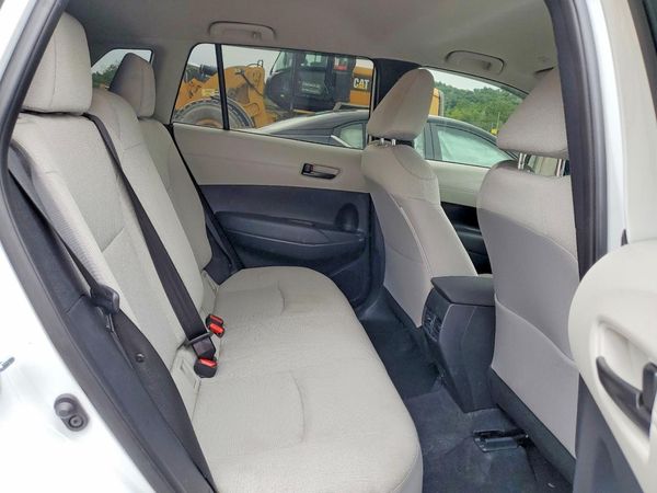 2024 TOYOTA COROLLA CROSS