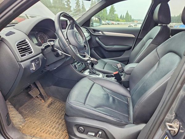 2016 AUDI Q3