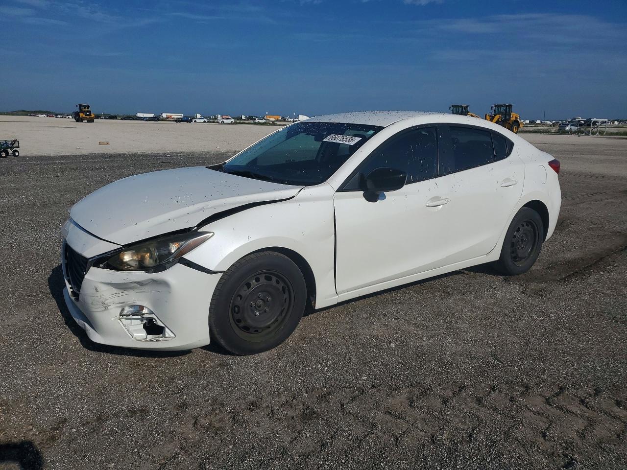 2015 MAZDA 3 — Front 3/4