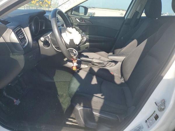 2015 MAZDA 3 — DENT