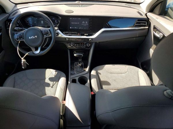2022 KIA NIRO