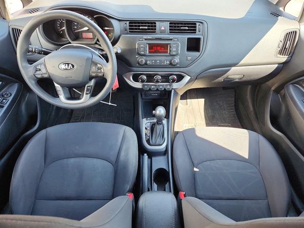 2013 KIA RIO LX