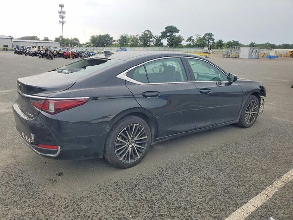 2024 LEXUS ES 250