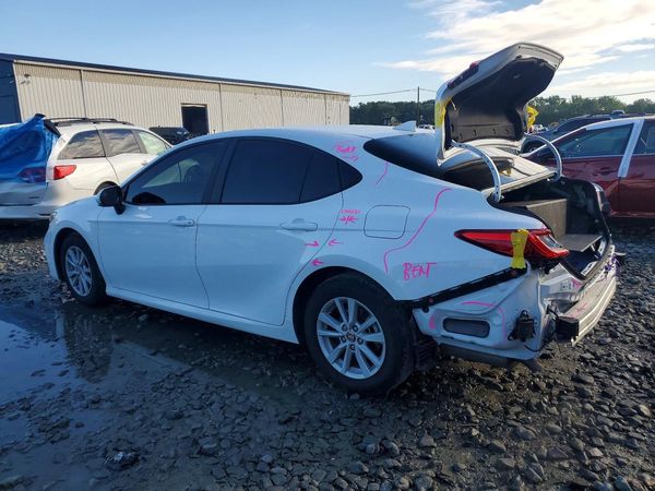 2026 TOYOTA CAMRY