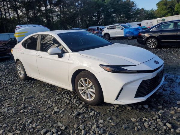 2026 TOYOTA CAMRY