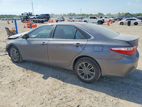 2015 TOYOTA CAMRY