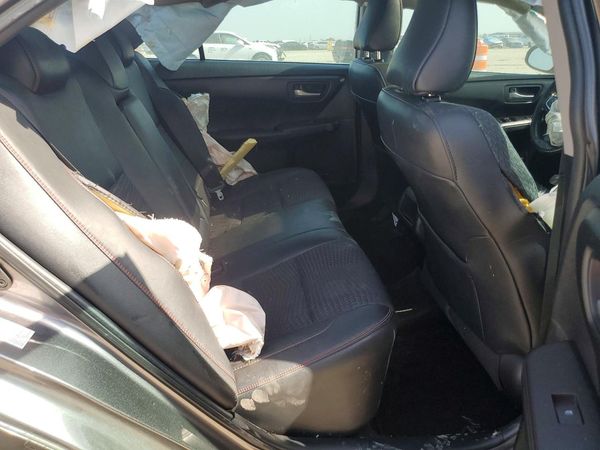 2015 TOYOTA CAMRY