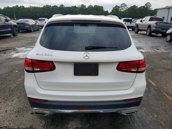 2017 MERCEDES-BENZ GLC GLC300