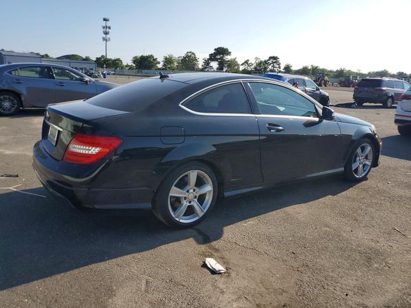 2015 MERCEDES-BENZ C