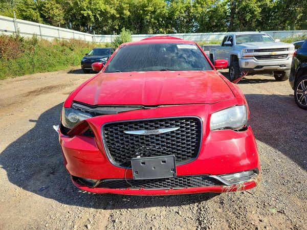 2016 CHRYSLER 300