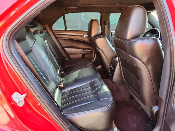 2016 CHRYSLER 300