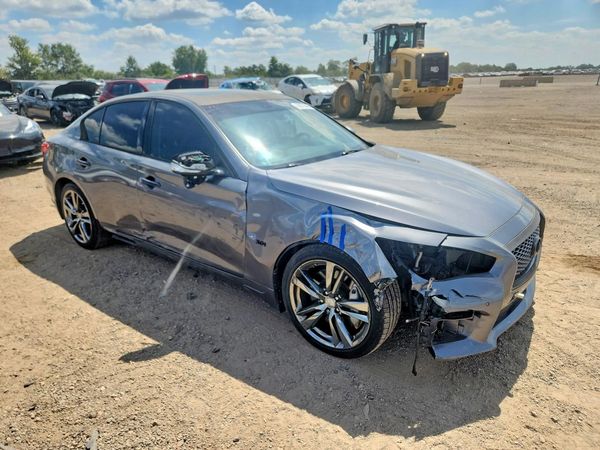 2016 INFINITI Q50