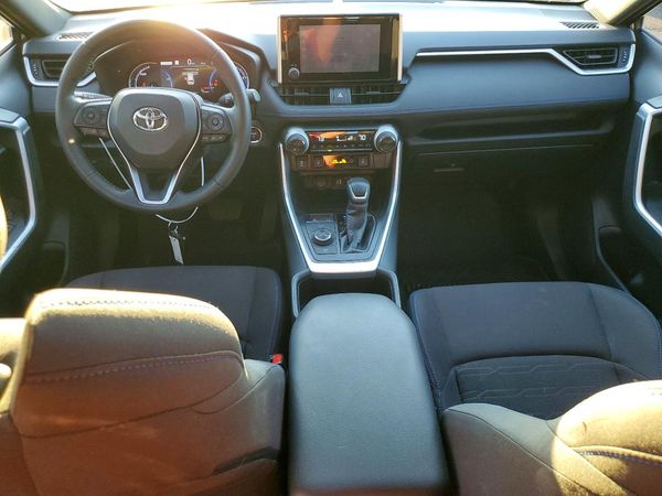2023 TOYOTA RAV4 SE — CKPT