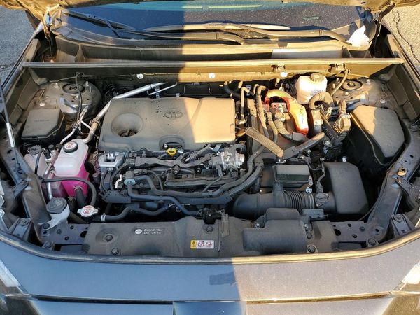 2023 TOYOTA RAV4 SE — Engine bay