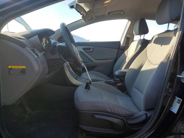 2013 HYUNDAI ELANTRA