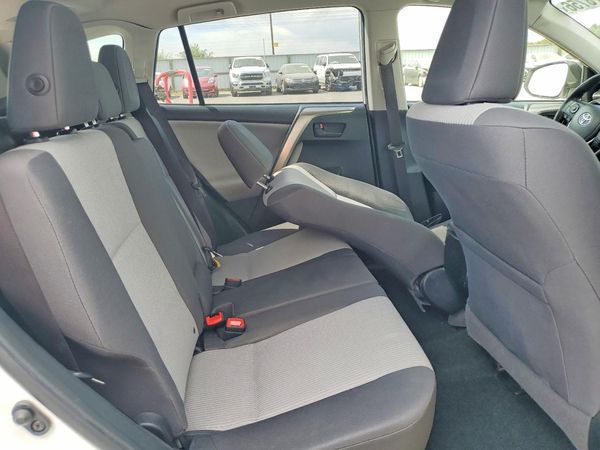 2015 TOYOTA RAV4 LE (X Grade)