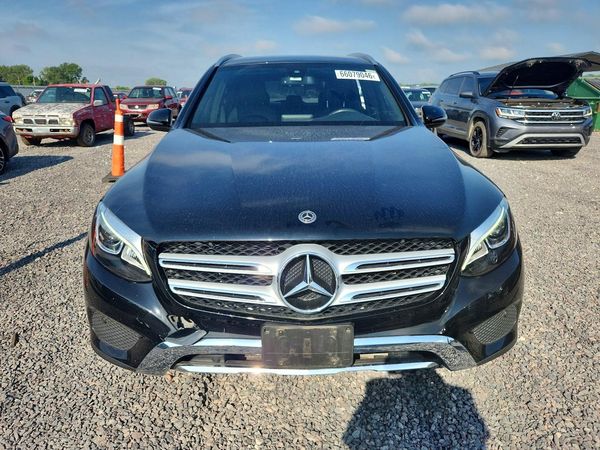 2019 MERCEDES-BENZ GLC GLC 300-4M