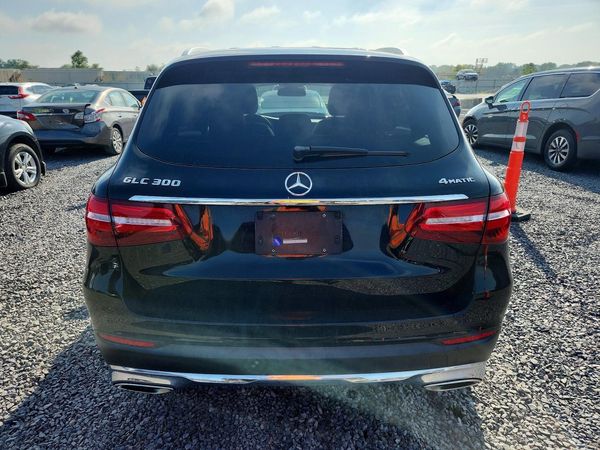 2019 MERCEDES-BENZ GLC GLC 300-4M