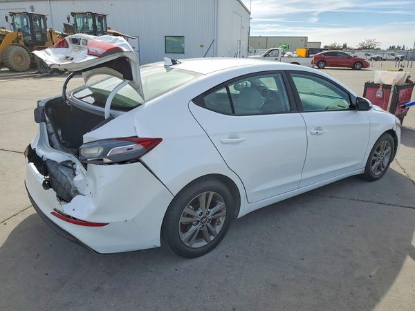 2018 HYUNDAI ELANTRA