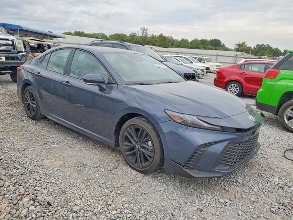 2026 TOYOTA CAMRY — Passenger 3/4