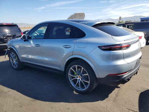 2022 PORSCHE CAYENNE E-Hybrid Coupe