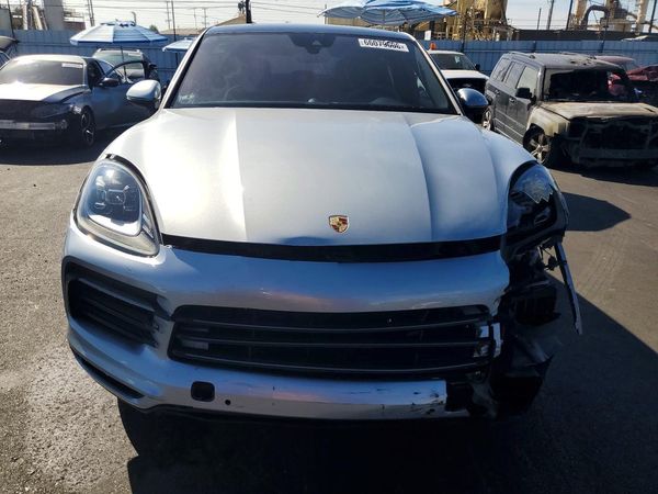 2022 PORSCHE CAYENNE E-Hybrid Coupe