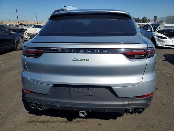 2022 PORSCHE CAYENNE E-Hybrid Coupe