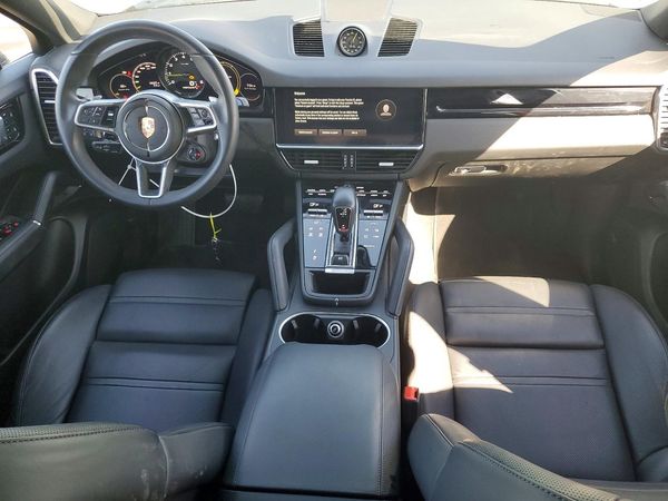 2022 PORSCHE CAYENNE E-Hybrid Coupe