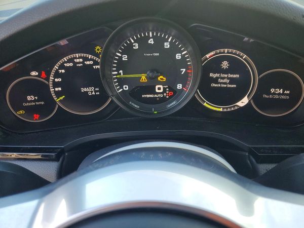2022 PORSCHE CAYENNE E-Hybrid Coupe