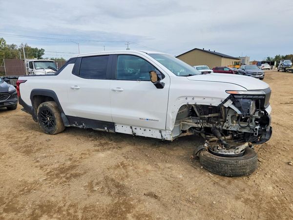 2024 CHEVROLET SILVERADO Work Truck (3WT) — Passenger 3/4