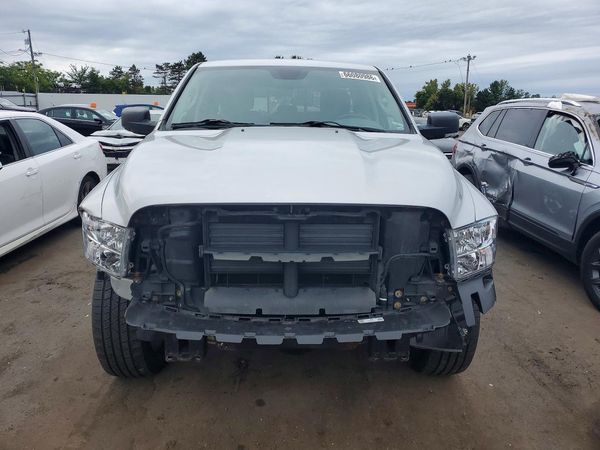 2014 RAM 1500 SLT