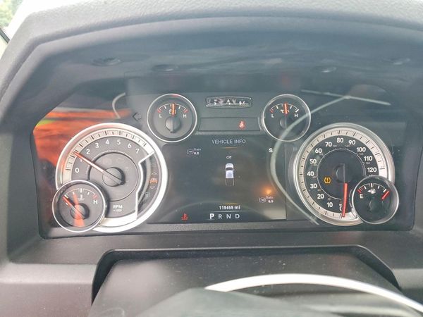 2014 RAM 1500 SLT