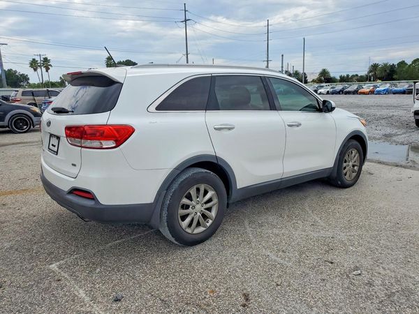 2016 KIA SORENTO