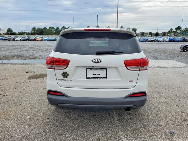 2016 KIA SORENTO