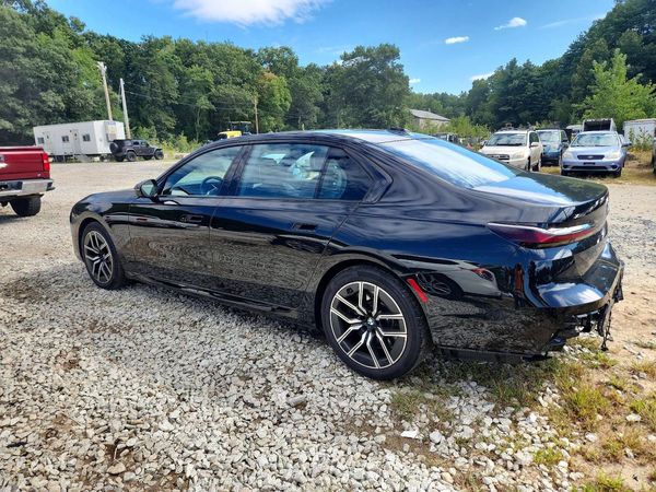 2024 BMW 760 xDrive