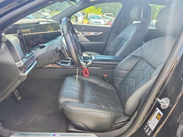 2024 BMW 760 xDrive