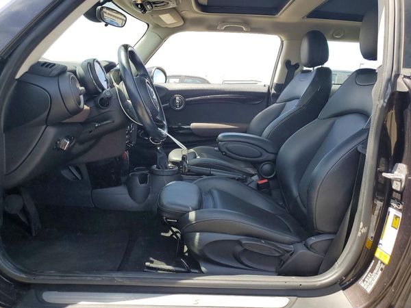 2014 MINI COOPER