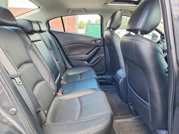 2018 MAZDA 3 Grand Touring