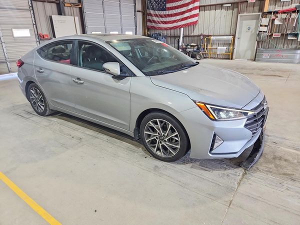 2020 HYUNDAI ELANTRA