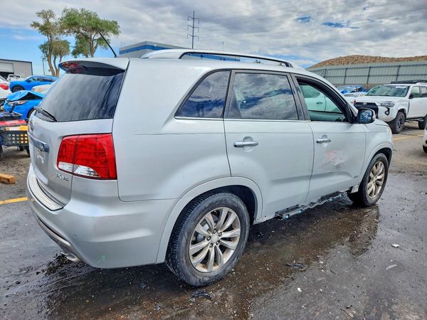 2013 KIA SORENTO SX